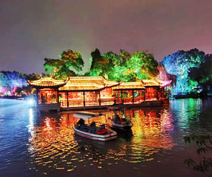 夜游西湖