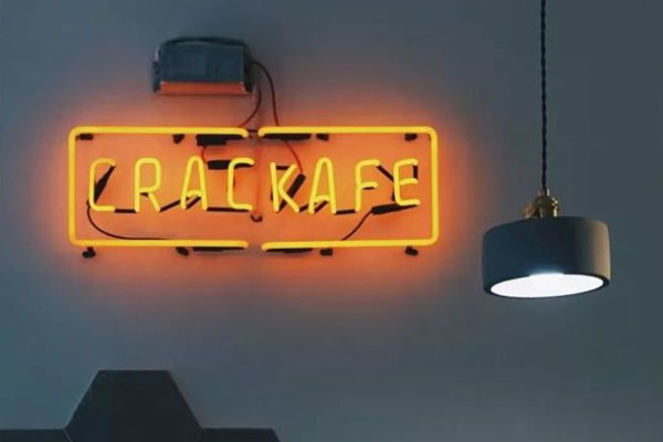 Crackafe 爆裂咖啡