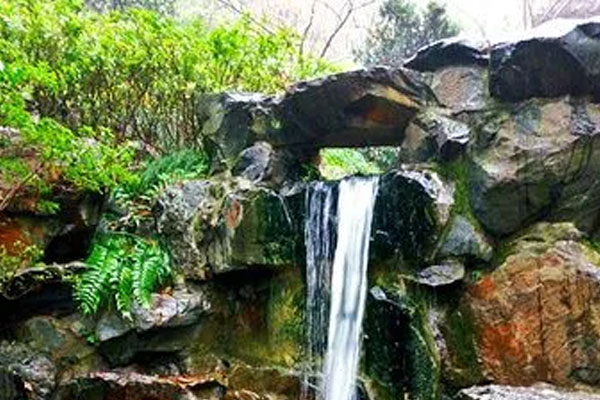 飞来峰
