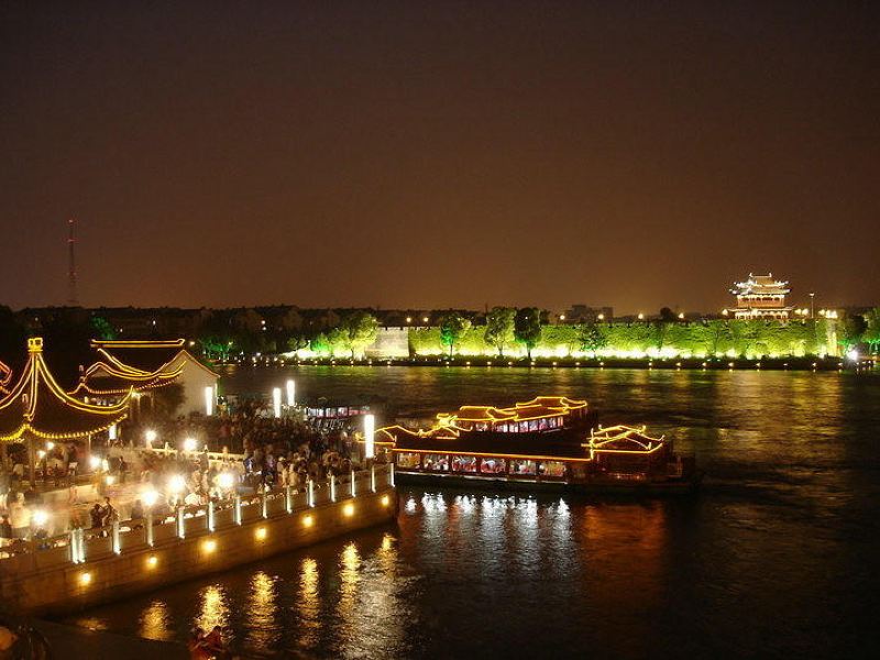 夜游京杭大运河